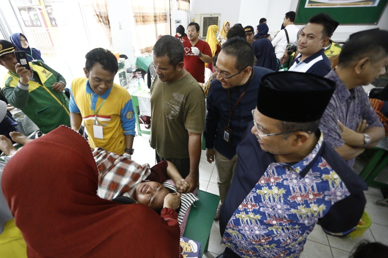 Baznaz Kutim Gelar Sunatan Massal