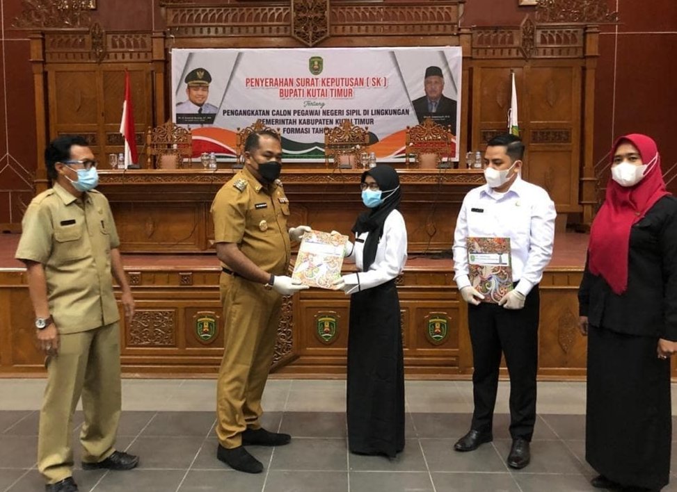 126 CPNS Kutim Terima SK 80 Persen