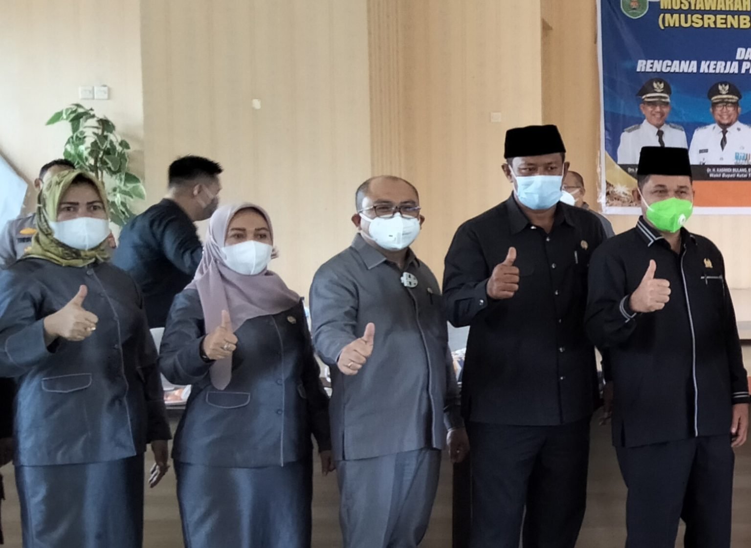 DPRD Kutim Hadiri Musrenbang Kecamatan Rantau Pulung