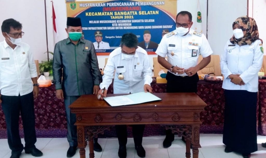 Anggota DPRD Kutim Hadiri Musrenbang Sangatta Selatan 