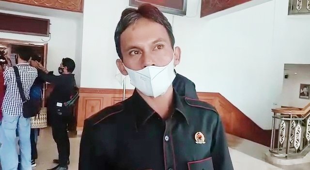 Reses Yuli Sa&rsquo;Pang, Soroti Masalah Air Bersih dan Infrastruktur 