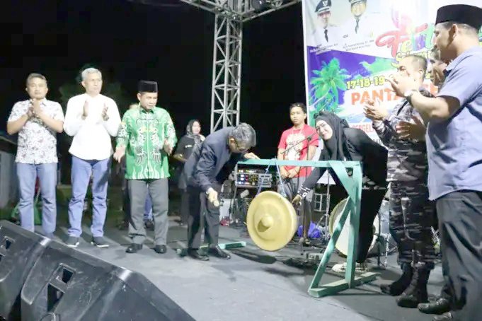 Ardiansyah Resmi Buka Festival Sekerat Nusantara