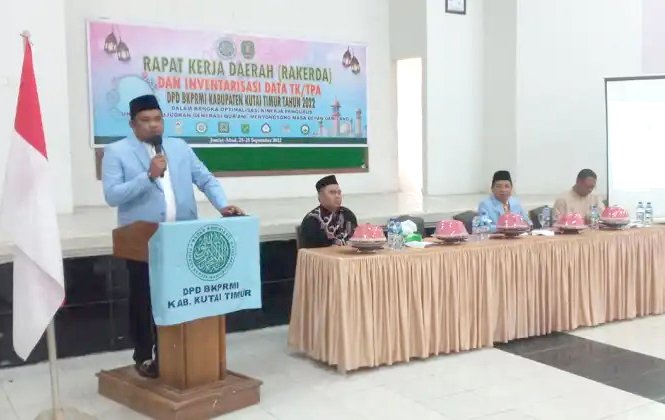 Wakil Bupati Kutim Membuka Rakerda Optimalkan Kinerja Pengurus BKPMRI