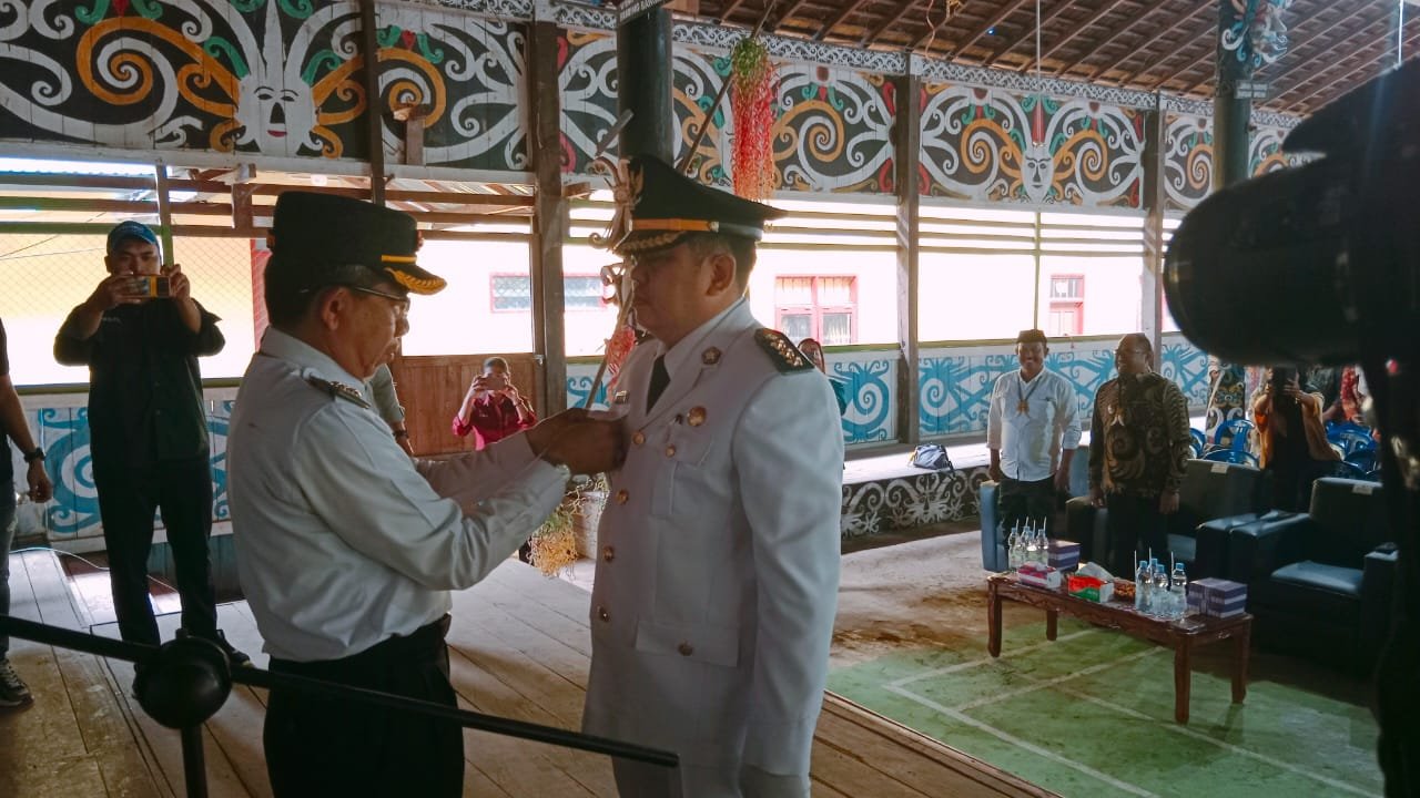 Bupati Kutim Resmi Kukuhkan Camat Kongbeng 