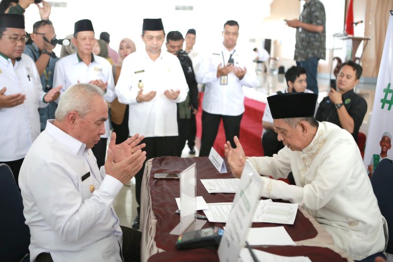 Gubernur Isran Hadiri Kaltim Berzakat 2023