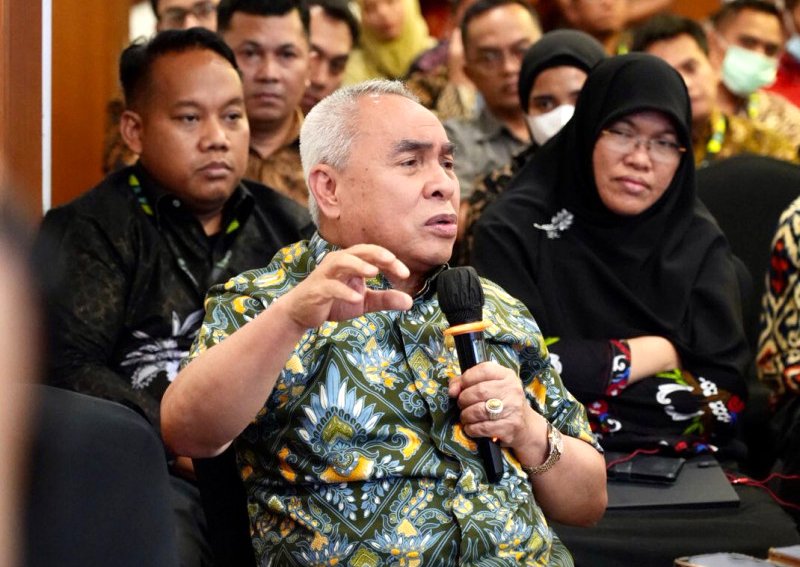 Isran Noor Masuk Nominasi Penghargaan Satyalencana Wira Karya