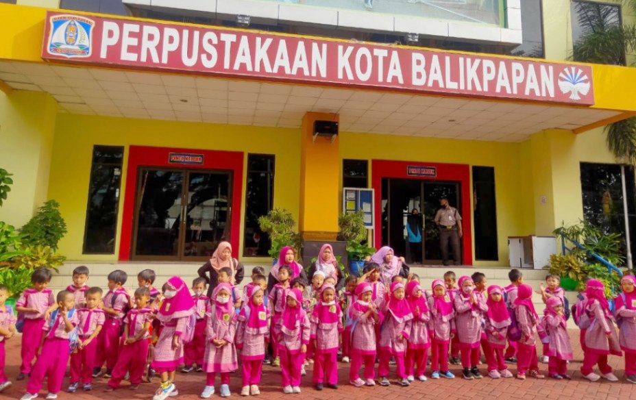 KB/TK MOIS Kunjungi Dispustakar Balikpapan