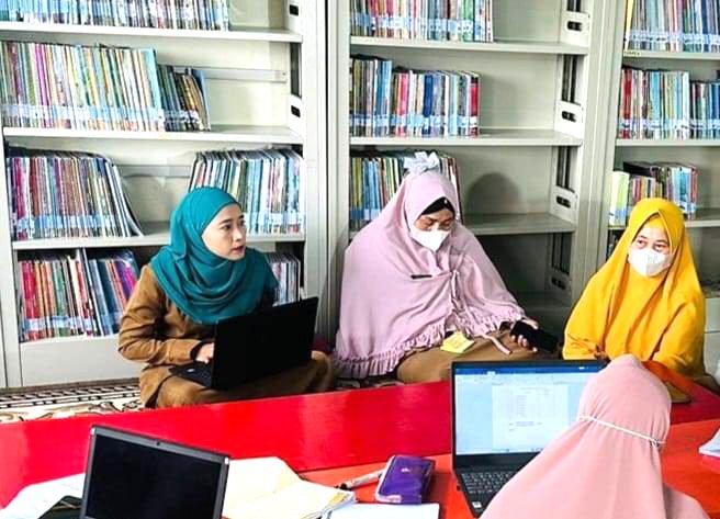 Retno Febriaryanti Dorong Perpustakaan Sekolah  Lakukan Akreditasi