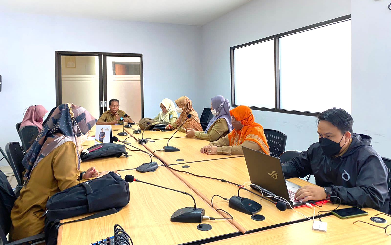 DPK Bontang Beri Bimbingan Magang Bagi Pengelola Perpustakaan Binaan