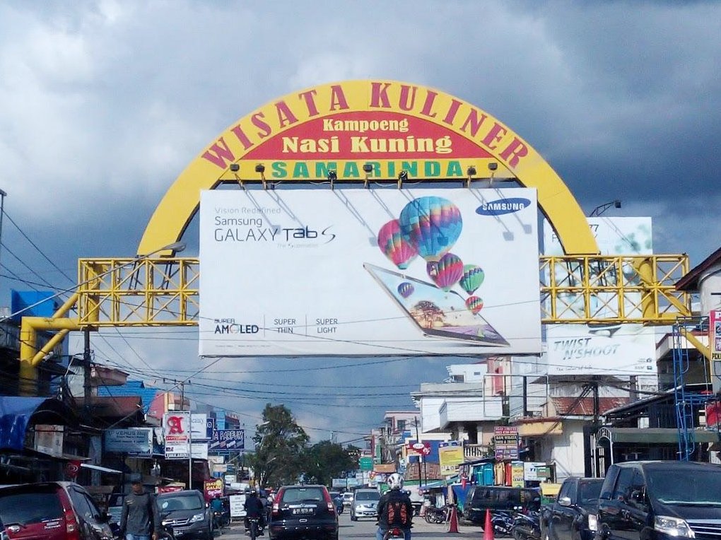 Surga Wisata Kuliner Nasi Kuning Samarinda