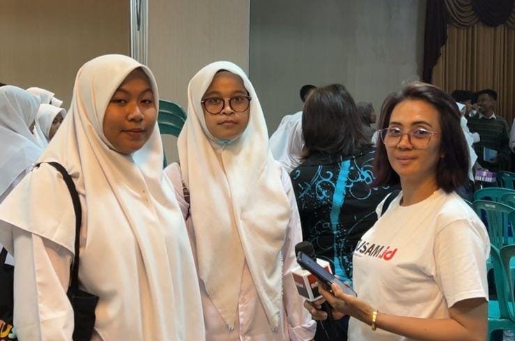 Menginspirasi, Sarat Ilmu "Bergizi"