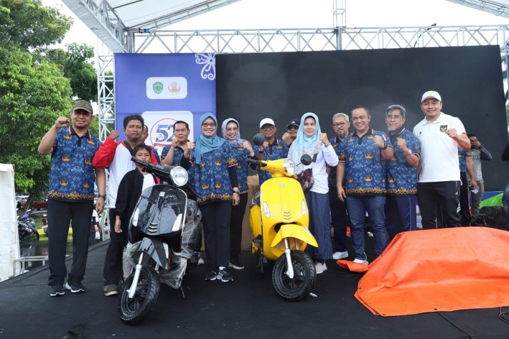 Meriahkan Peringatan HUT Ke-52 KORPRI di Kaltim